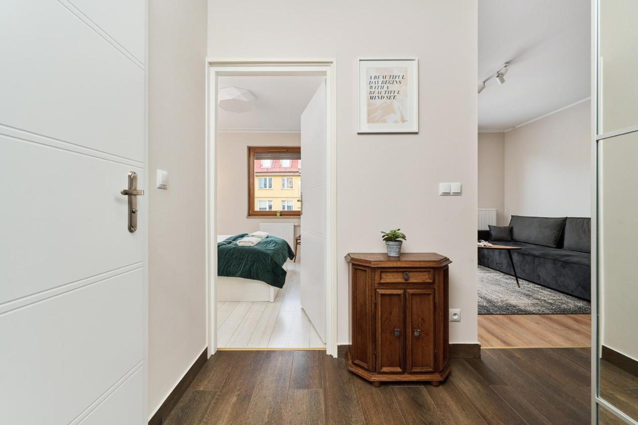 Na Szancach With Balcony By Renters Apartment Wroclaw